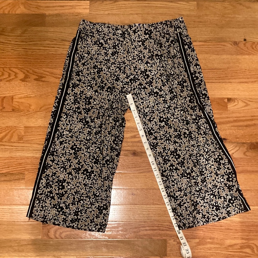 J.Jill cropped wide leg Wearever knit pants Medium Petite